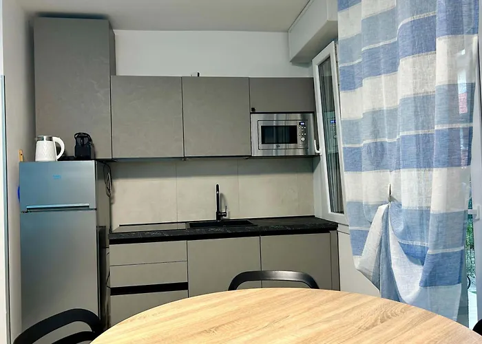 Conchiglia-immobili E Soluzioni Rent Semesterbostad Lido Adriano